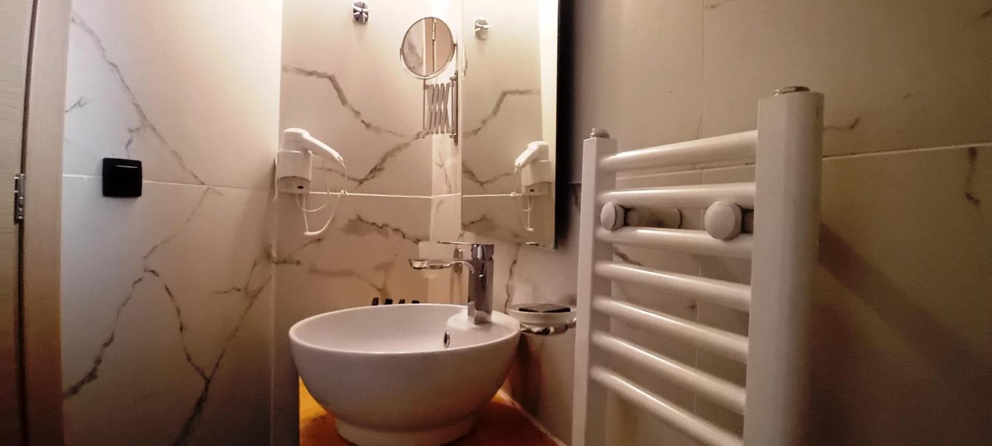 Abi Luxury Villas 莫诺登德里 外观 照片